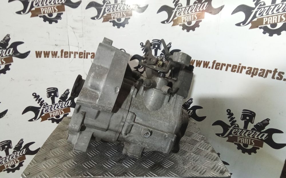 CAIXA DE VELOCIDADES VOLKSWAGEN POLO 1.4I REF: GEX