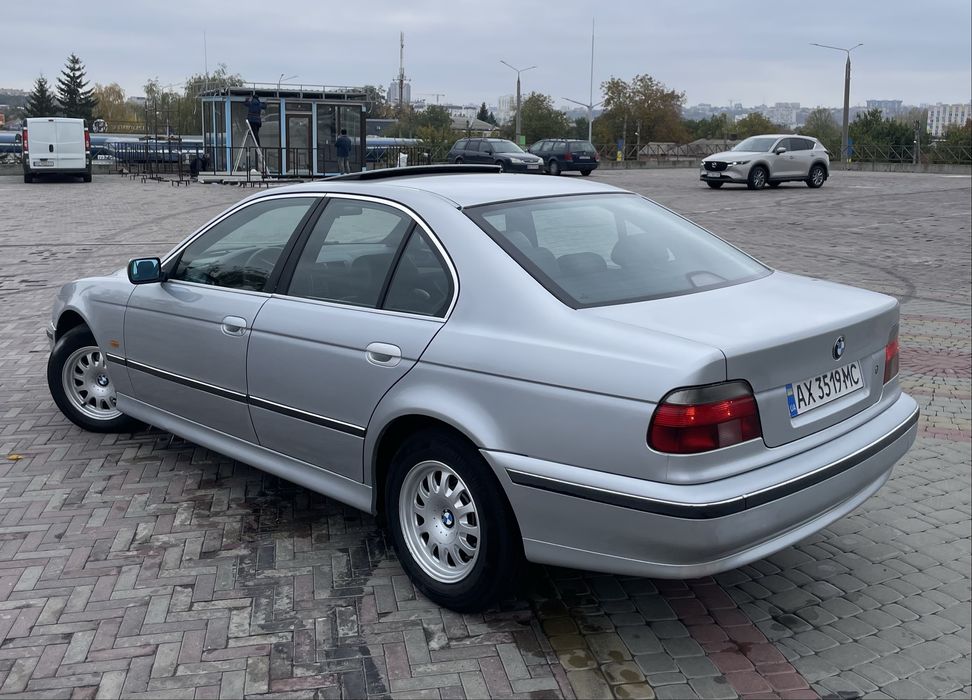 BMW e39 523i автомат БМВ е39