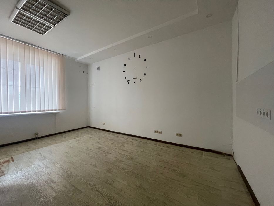 Оренда приміщення Фасад 194кв м р-н Верхня Польова