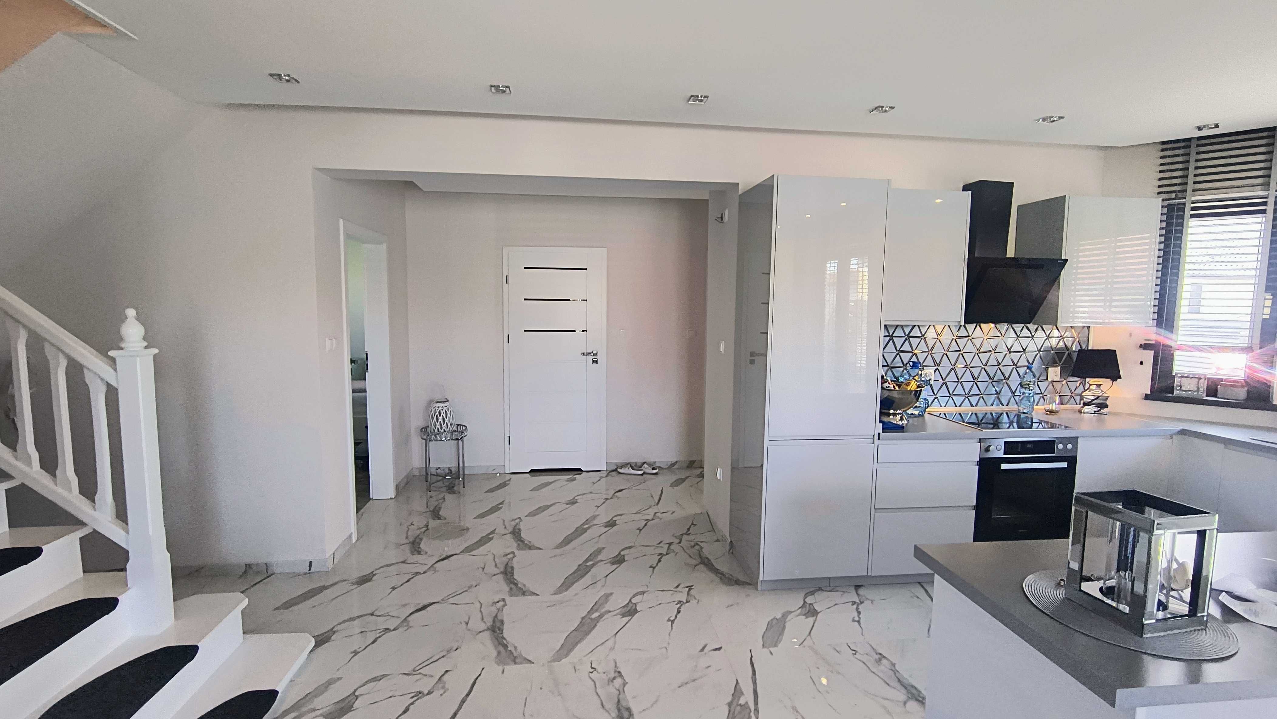 Ładny, nowy dom Stare Bielice 5pokoi, dwie łazienki działka 950m2