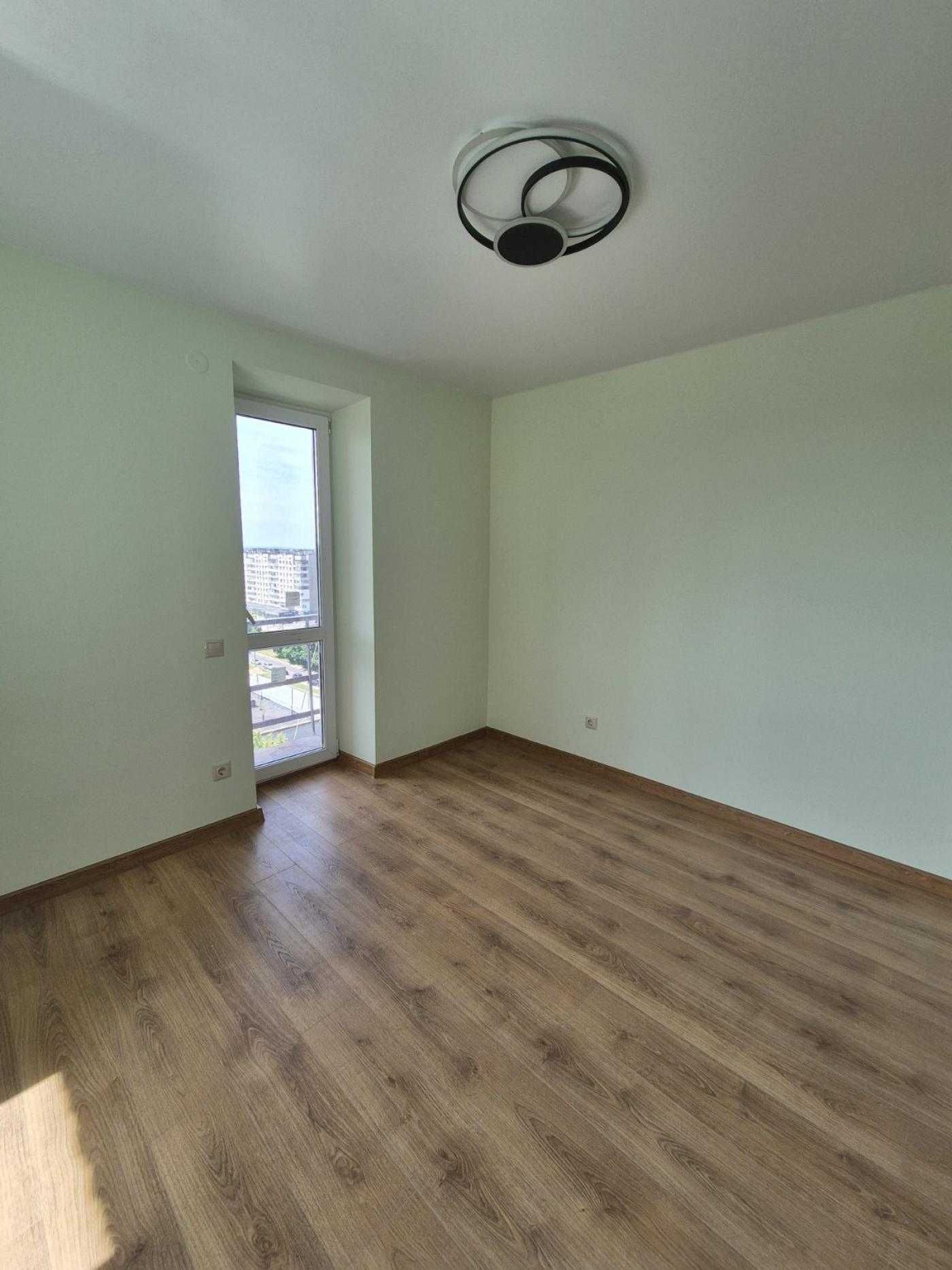 Продаж 3 кімнатної квартири, вулиця Широка