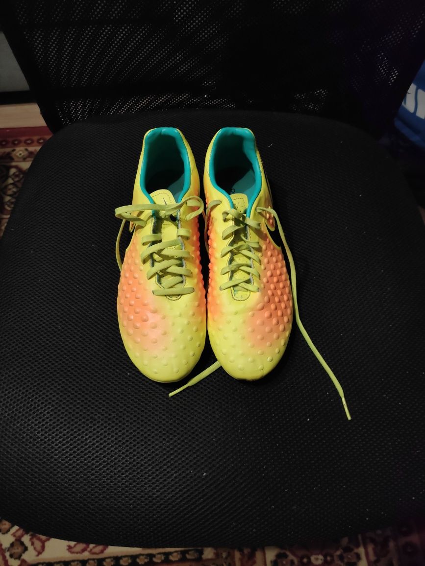 Nike Magista Onda 42r