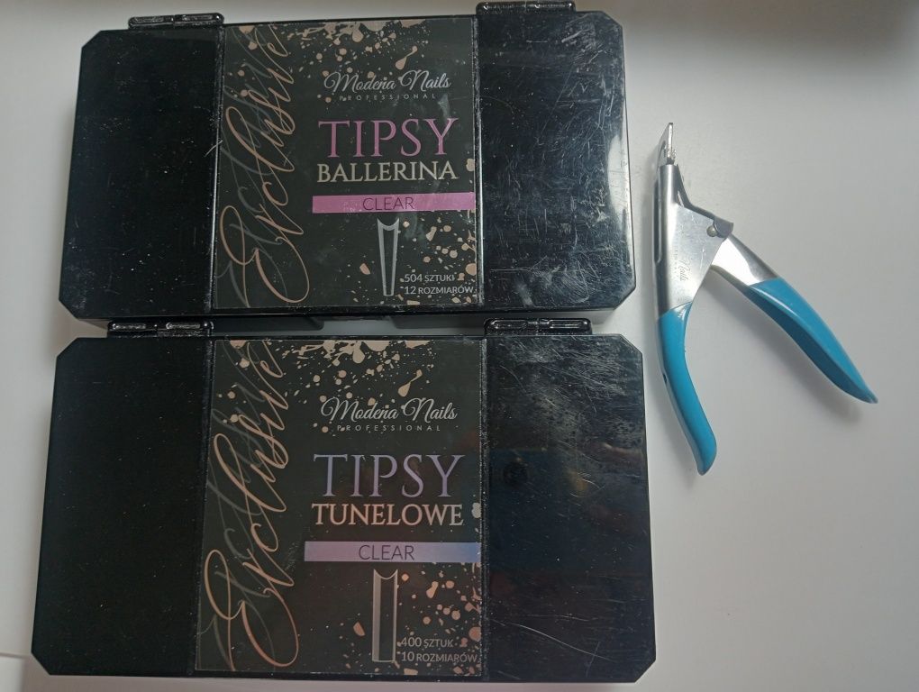 Tipsy tunelowe Modena nails