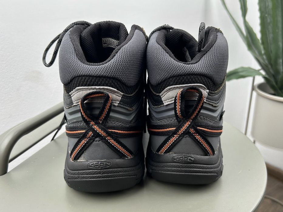 Оригінал! Зимові ботінки Keen Waterproof 44 розмір 03984