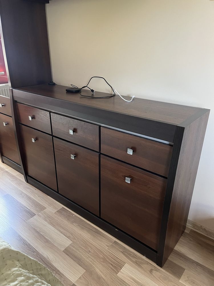 Komplet mebli do sypialni