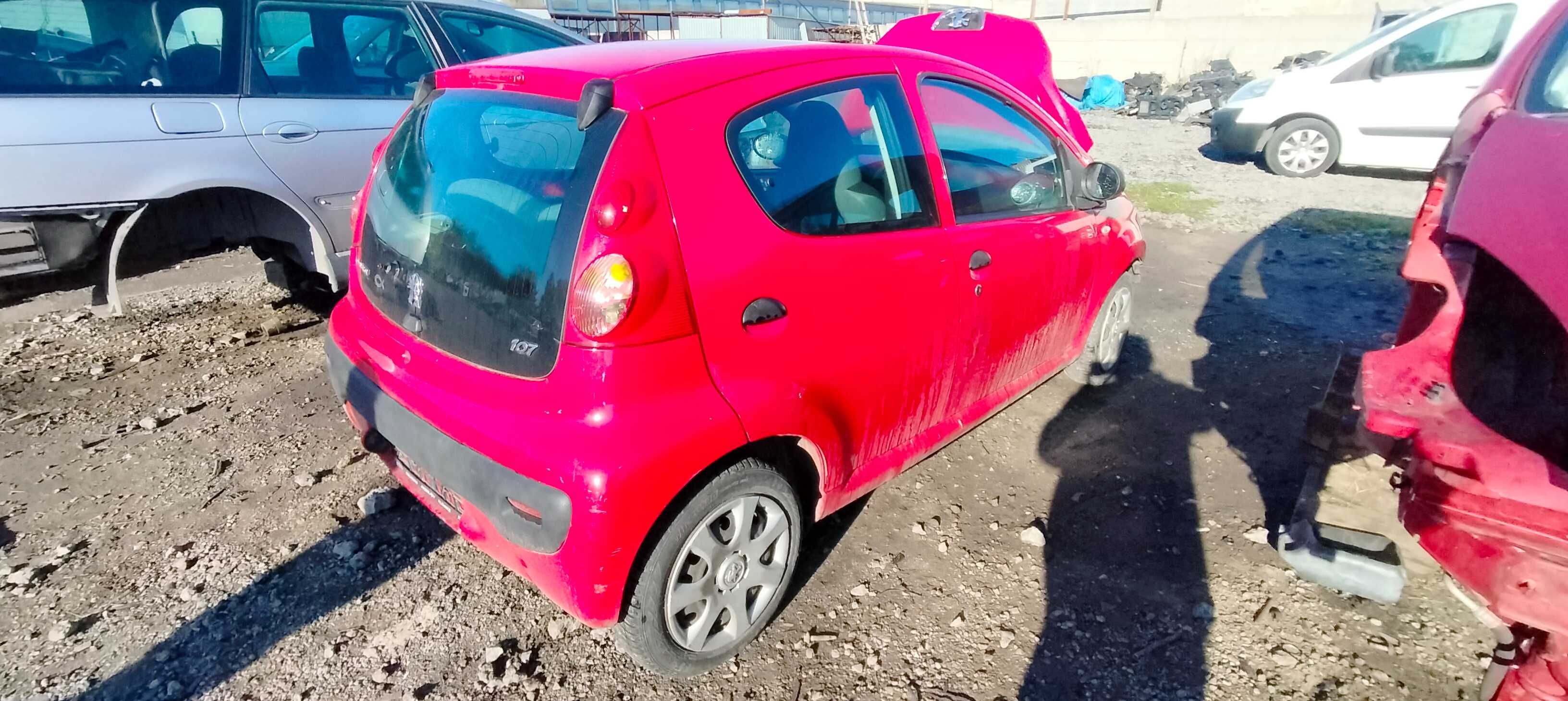 Siedzenia fotele Peugeot 107 C1 Aygo części