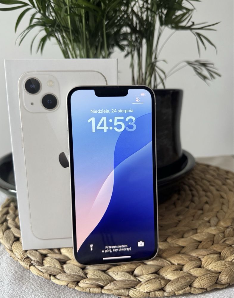 Apple iPhone 13 - Bialy - Idealny