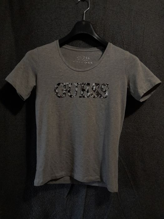 Guess стильная  футболка с большим лого, S