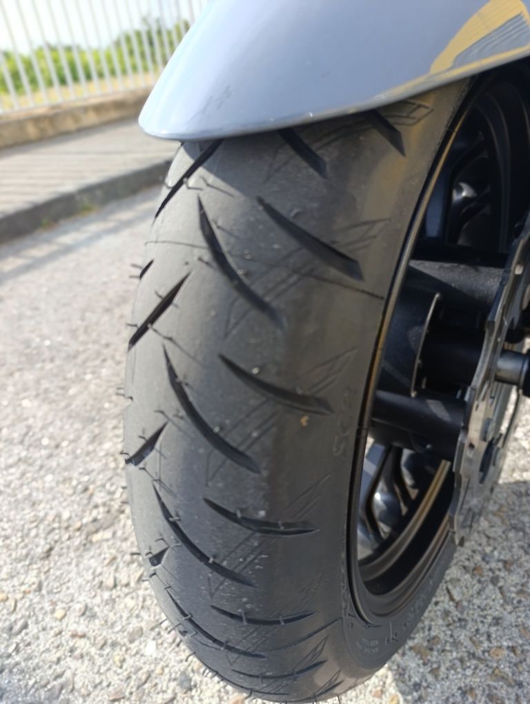 MAXSYM 400 9 mil km Garantia fabrica