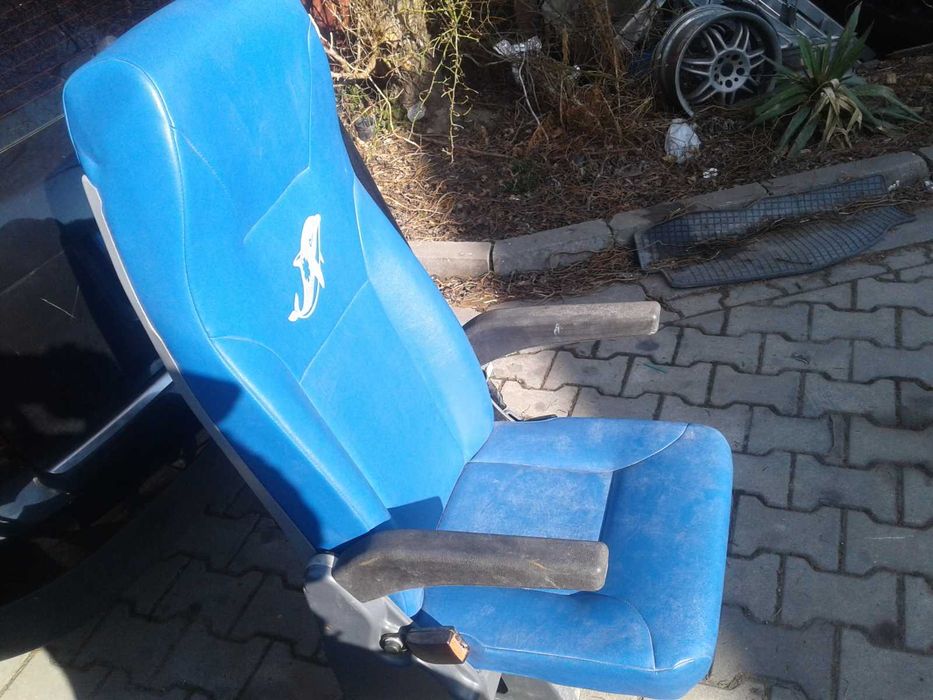 Fotel Bus Autobus Camper Kamping Podłokietniki Pasy Zapinka Rączka