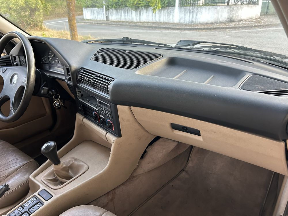 Bmw e34 525i serie 5
