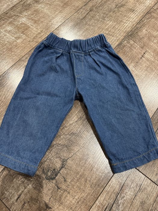 Комтюм джинси і світер