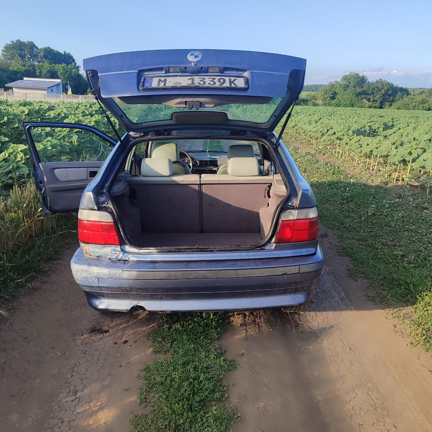 Продам БМВ е36 компакт