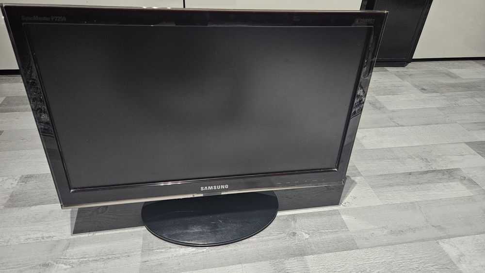 Monitor Samsung Syncmaster P2250 22"