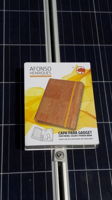 Capa de Cortiça para tablet e outros gadget Painel Solar e Bateria