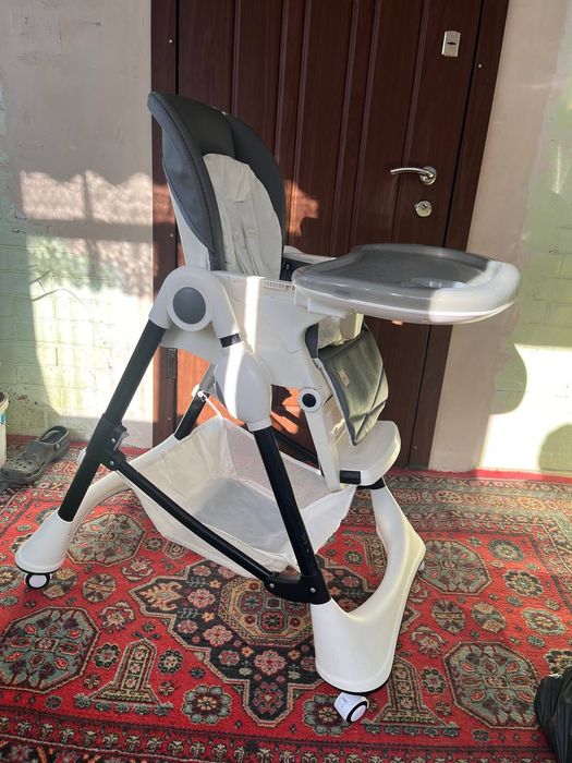 Дитячий стільчик для годування Carello Stella