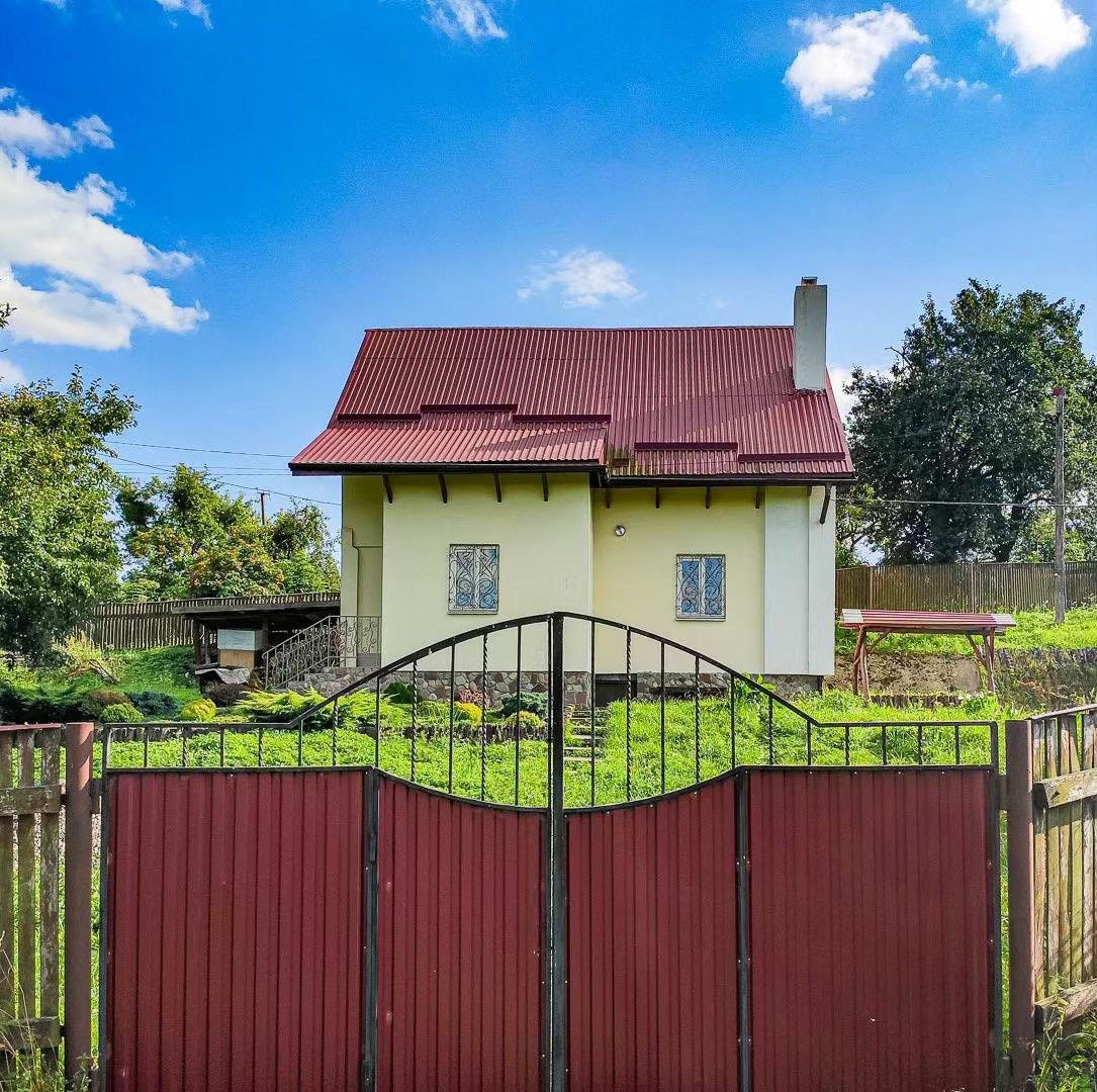 Продам чудовий будинок в Старому селі  (передмістя Львова)