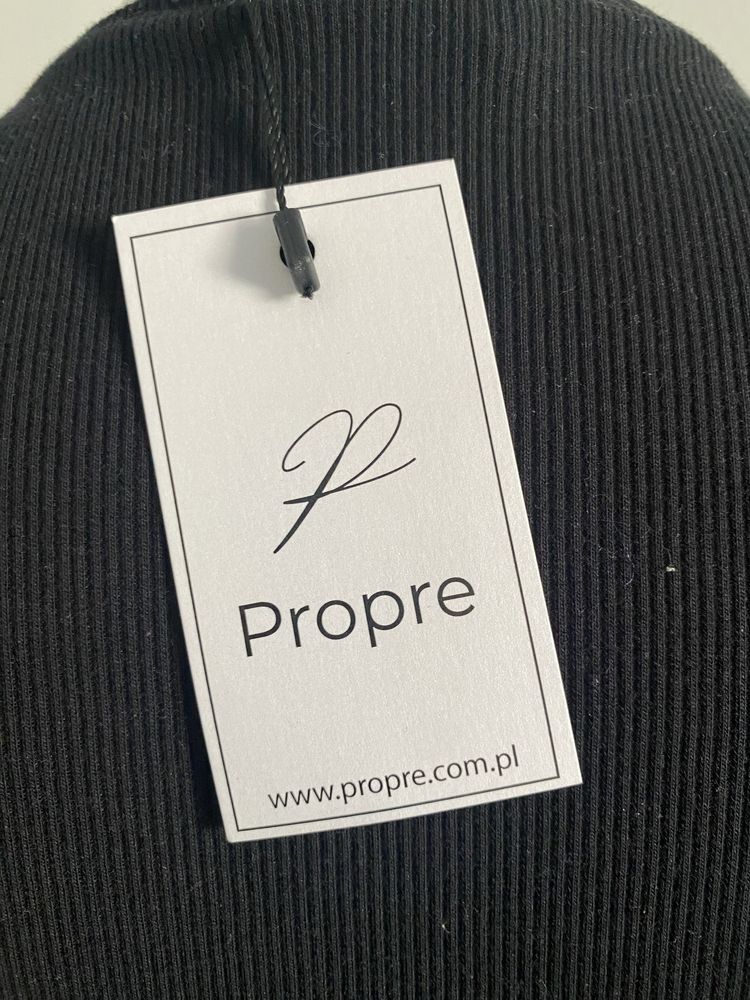 Prążkowane body Propre w rozmiarze M/L