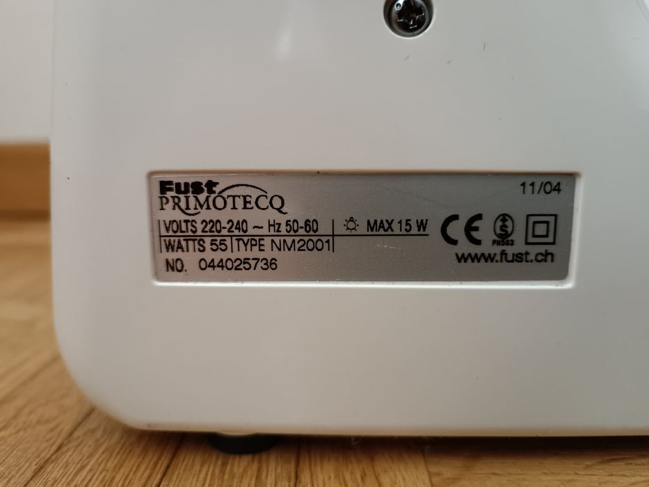 Швейна машинка Fust Novomatic NM2001q