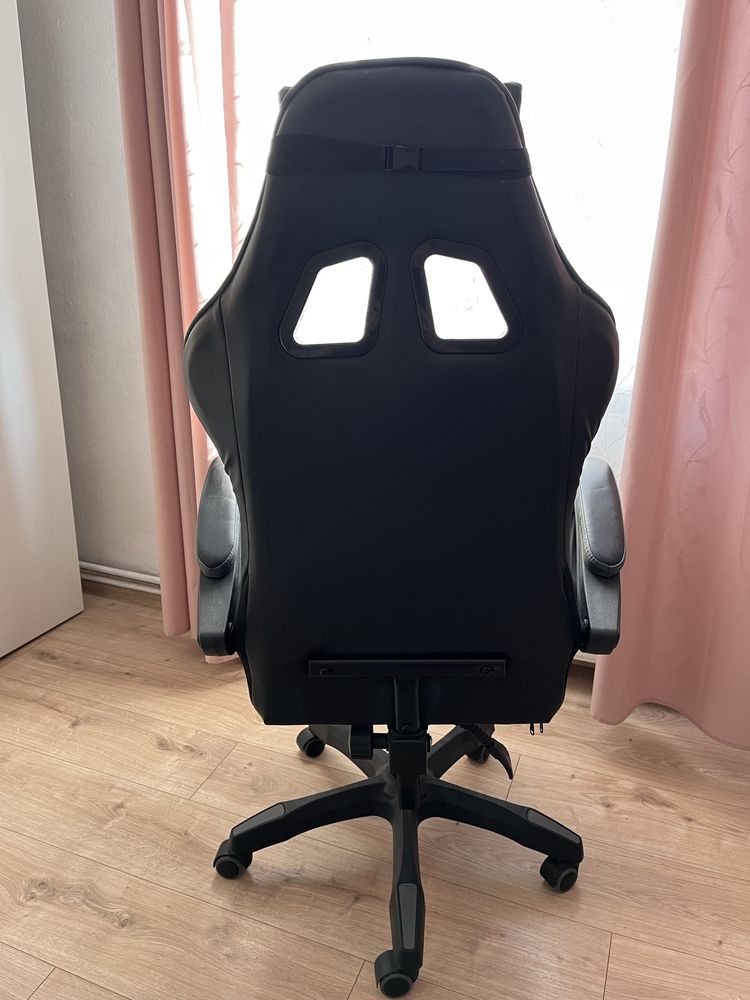 Sprzedam fotel gamingowy