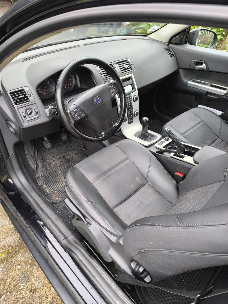 Volvo C30 usado motor novo