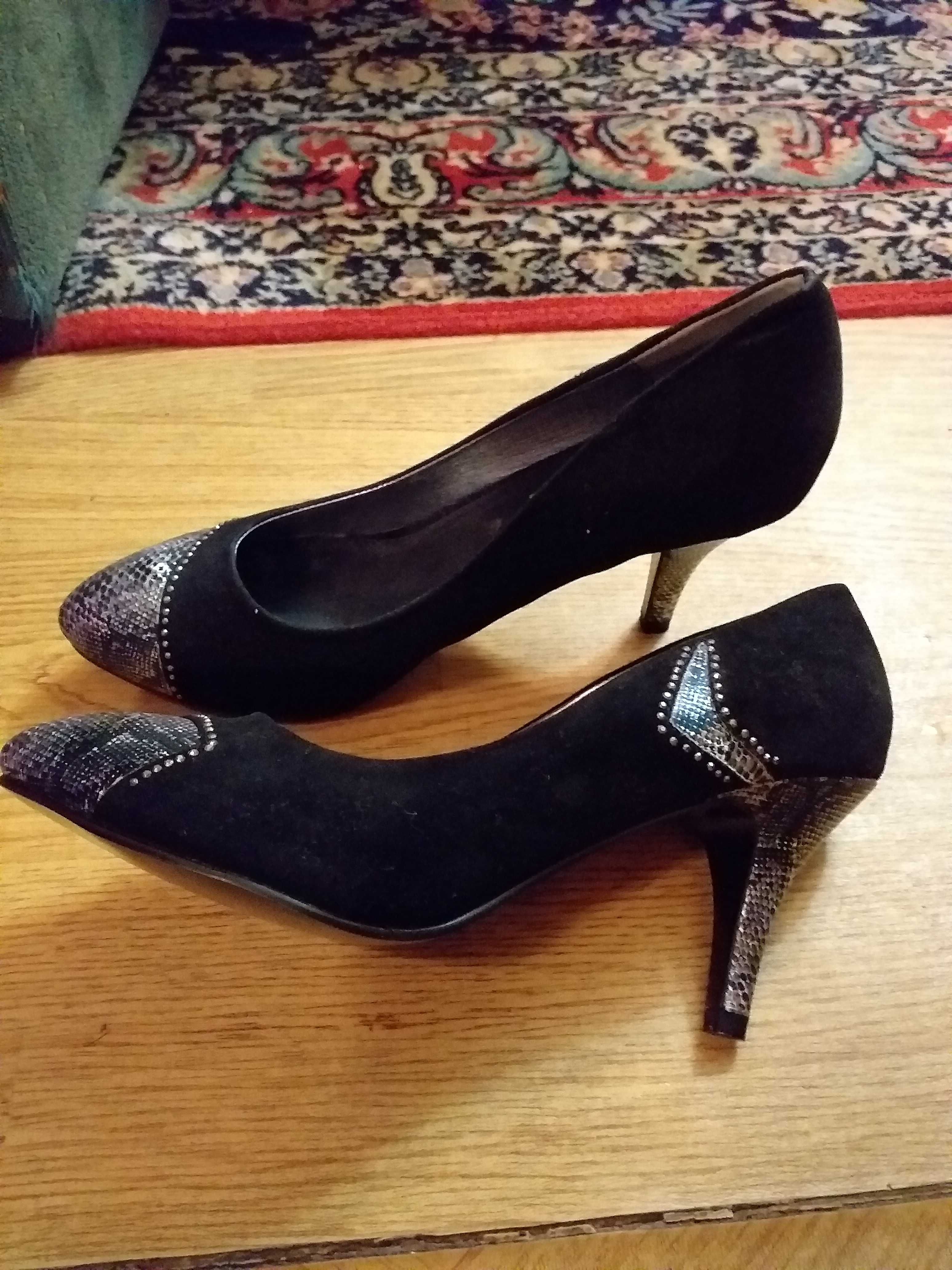 Nowe sylwestrowe buty damskie szpilki rozm.40