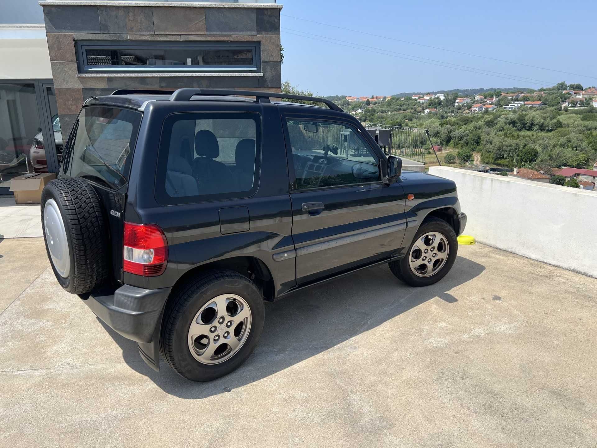 Mitsubishi Pajero Pinin 1.8 Gasolina 3 portas - 2001
