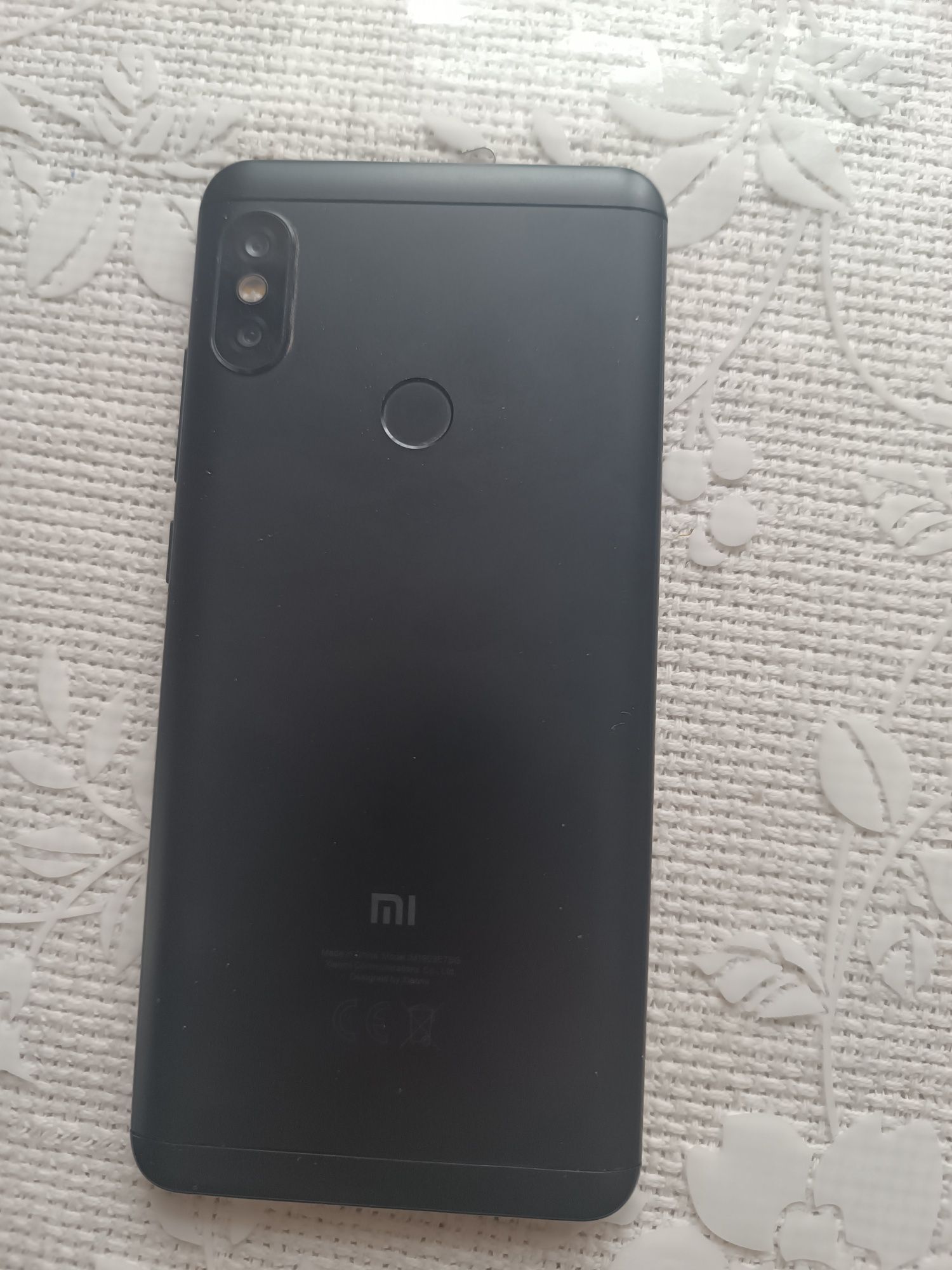Продам Xiomi Redmi Note 5 3/32