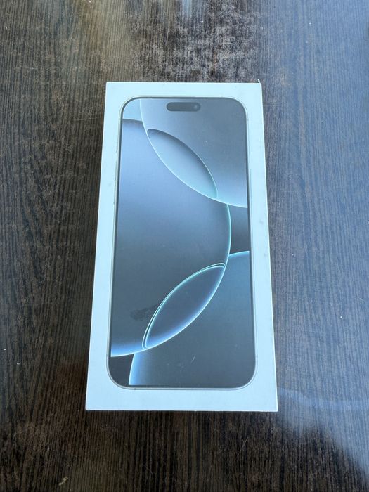 Iphone 16 Pro Max de 256GB SELADO