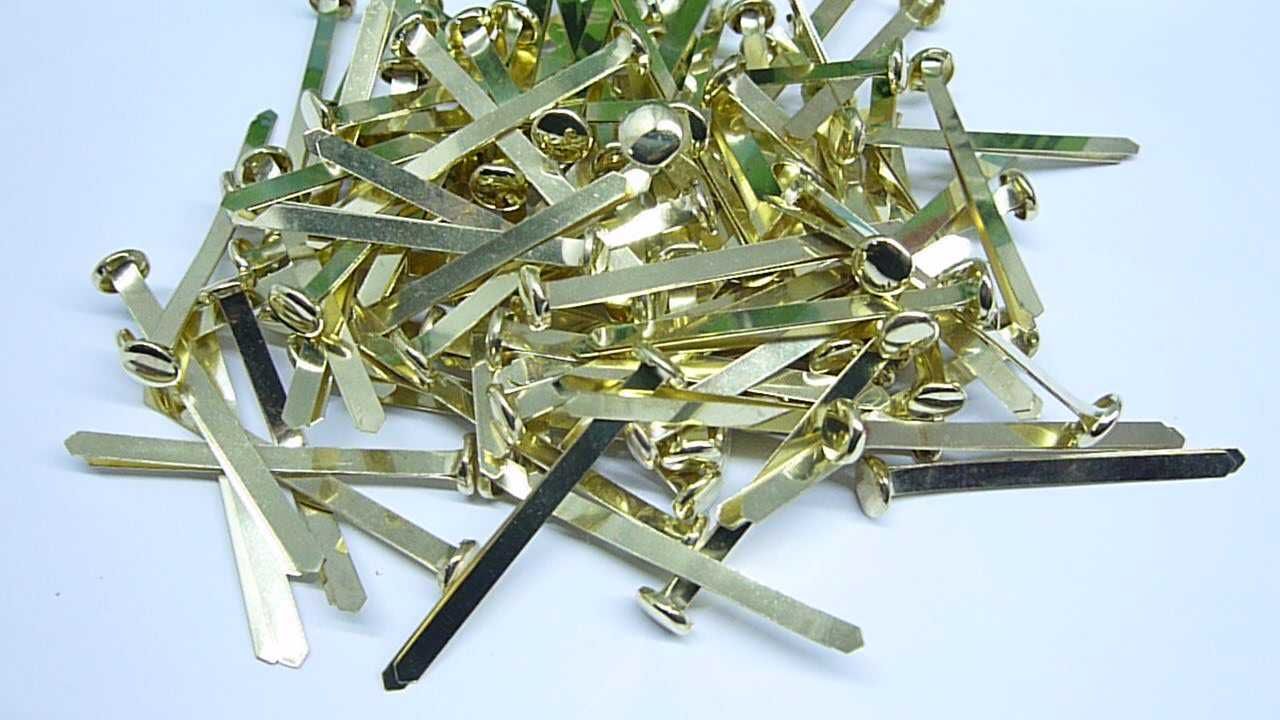 Tachas de encadernação em latão