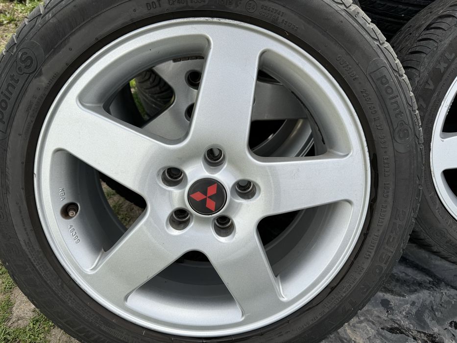 Оригинал литые диски r17 5/114.3 Mitsubishi