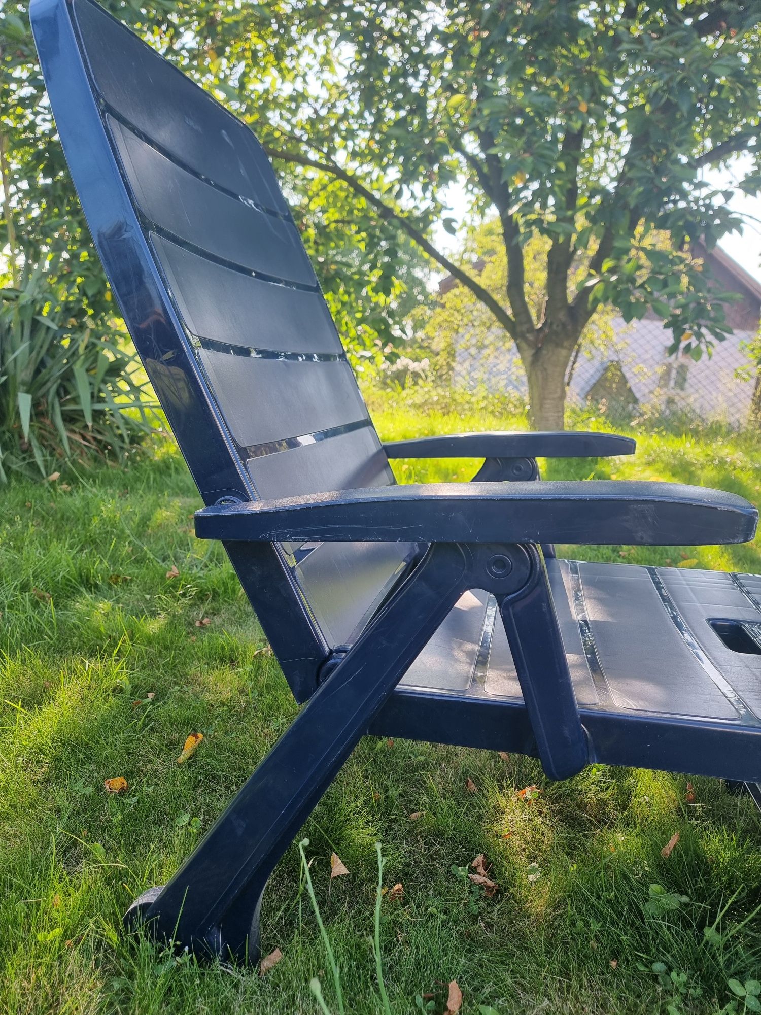 Шезлонг лежак JARDIN, пластиковий