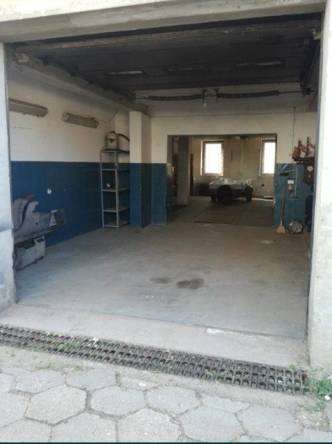 Lokal 130m2+90m2