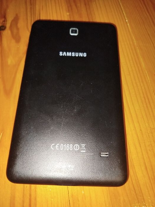 Продам вживаний планшет Samsung Galaxy Tab 4