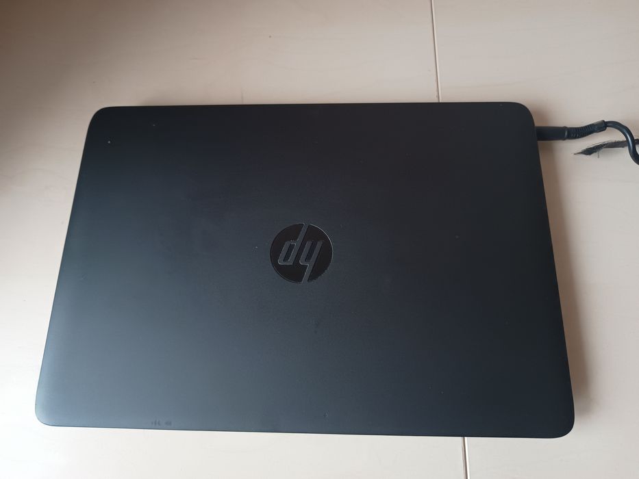 HP laptop 840 G2 16gb ram i5 SSD 256 Samsung elitebook