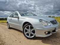 Mercedes-Benz Klasa C AUTOMAT*1,8 kompressor*143 km*NAVI*panorama*ALU*opłacony*NIEMCY