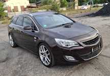 Opel Astra J 2.0 OPC Line Kombi Bi Xenon Alu 19 Navi 2012r z Niemiec