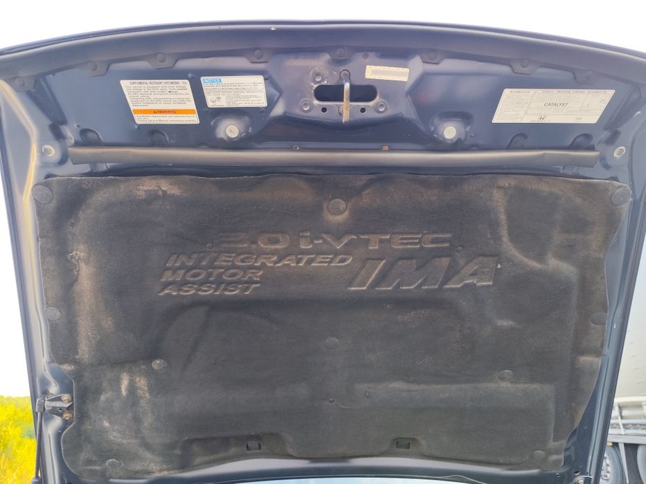 Продам Хонда аккорд гибрид