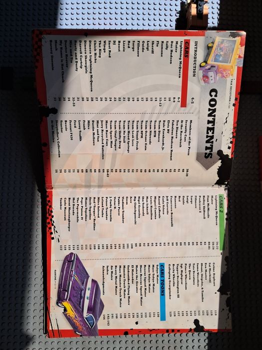 Enciclopédia Cars em EN