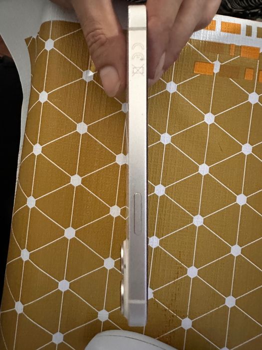 Vendo iphone 14 256g