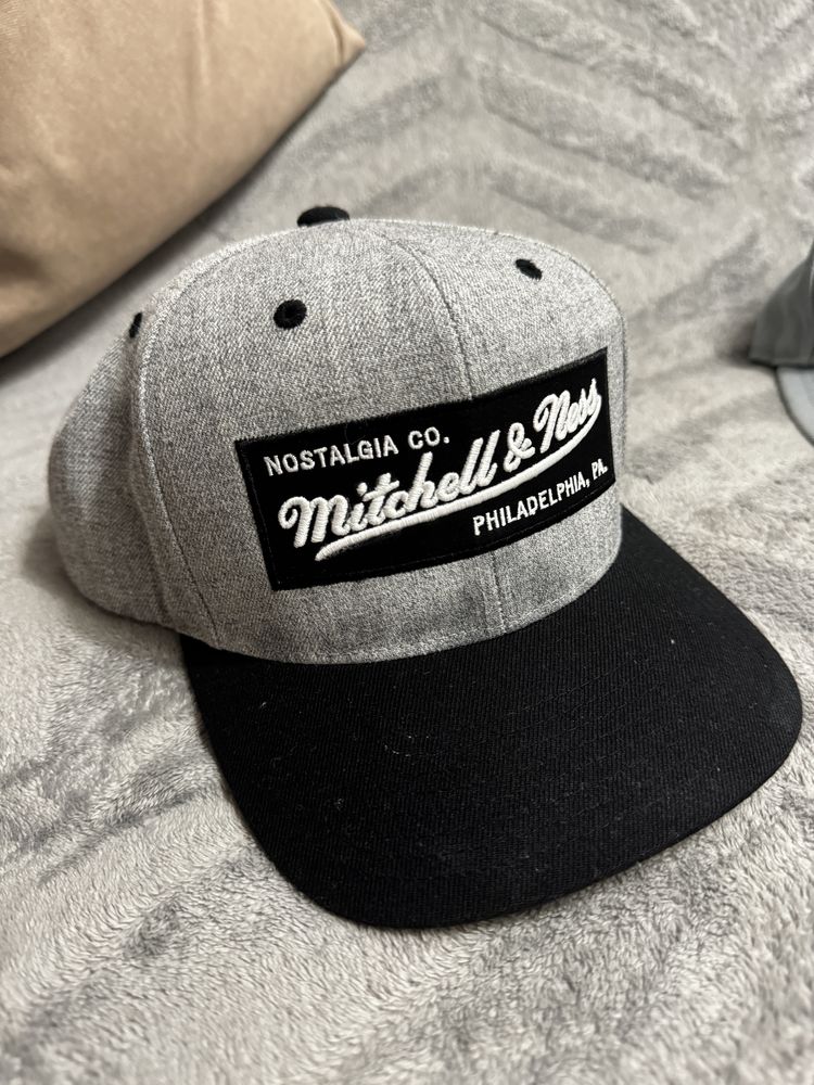 Бейзболка M&N Label Logo Brand (heather grey/black)