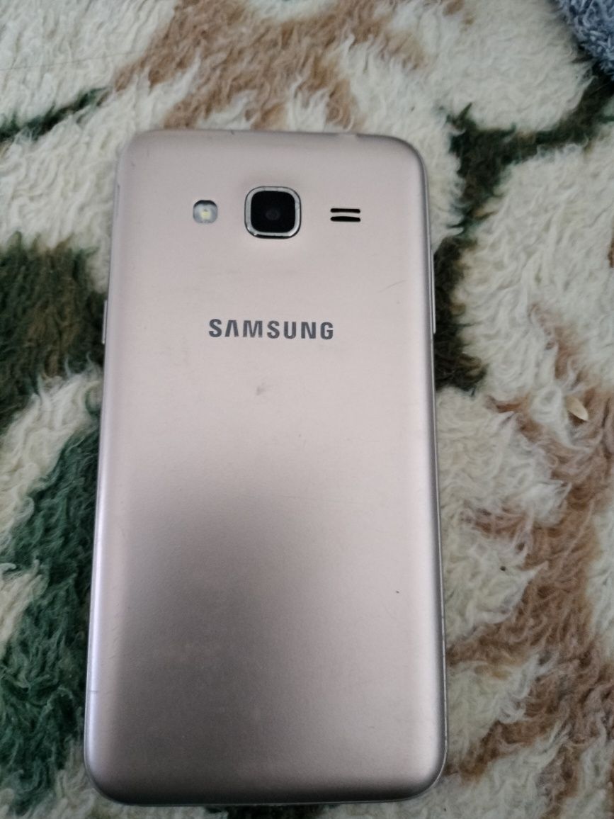 Samsung j3 semi- novo