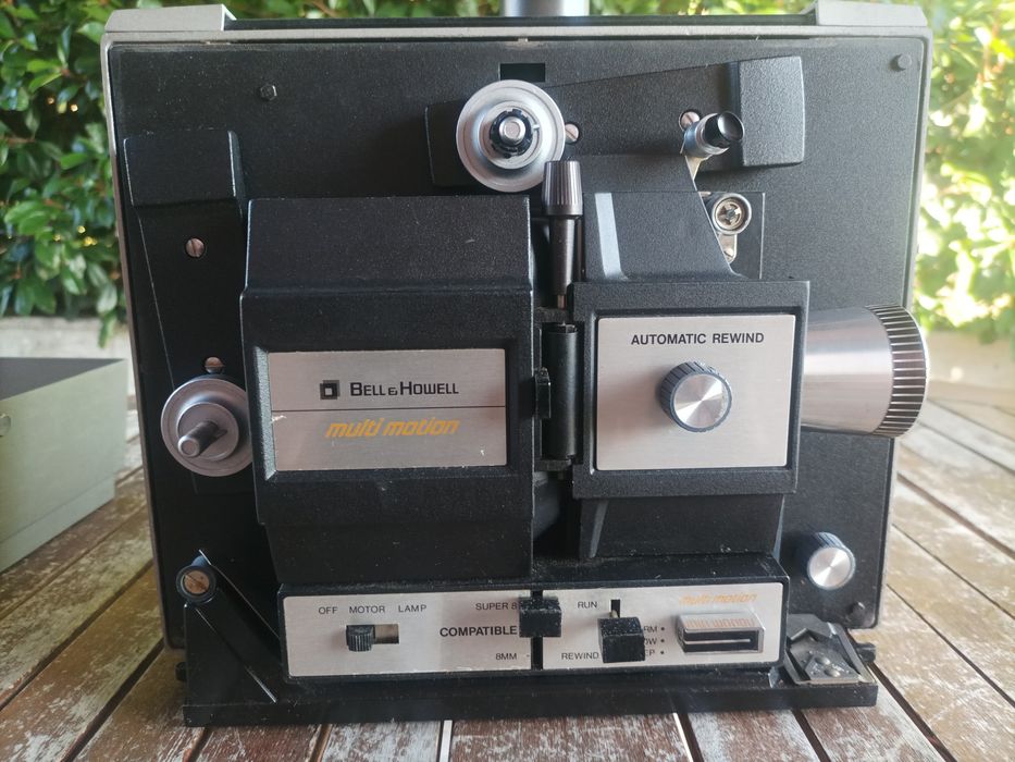 Projetor 8mm / Super 8 Bell & Howell Multi Motion