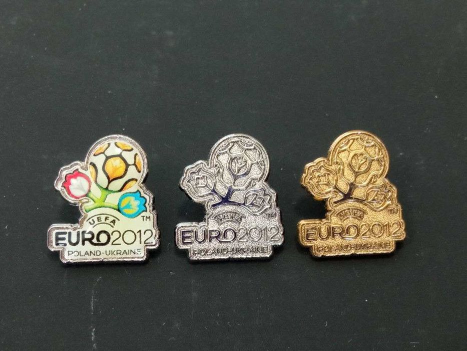 Значки з Euro 2012. Євро 2012. Колекційні значки. Евро 2012