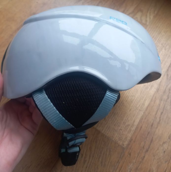 Kask narciarski/ snowboardowy red reya