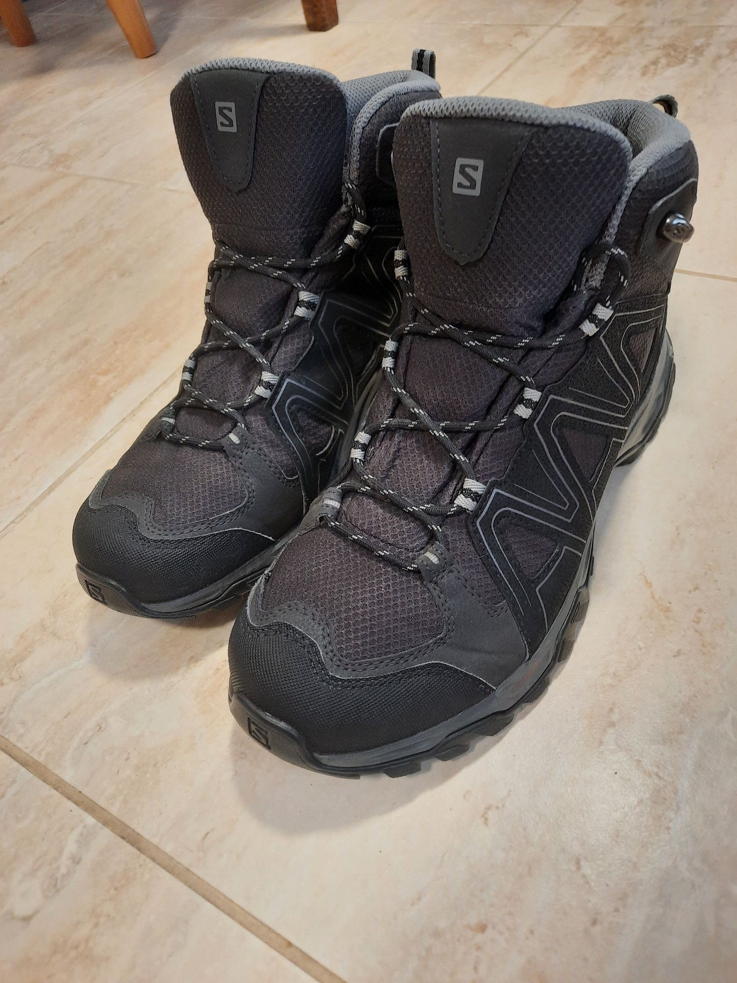 Полуботинки Salomon gore tex 43