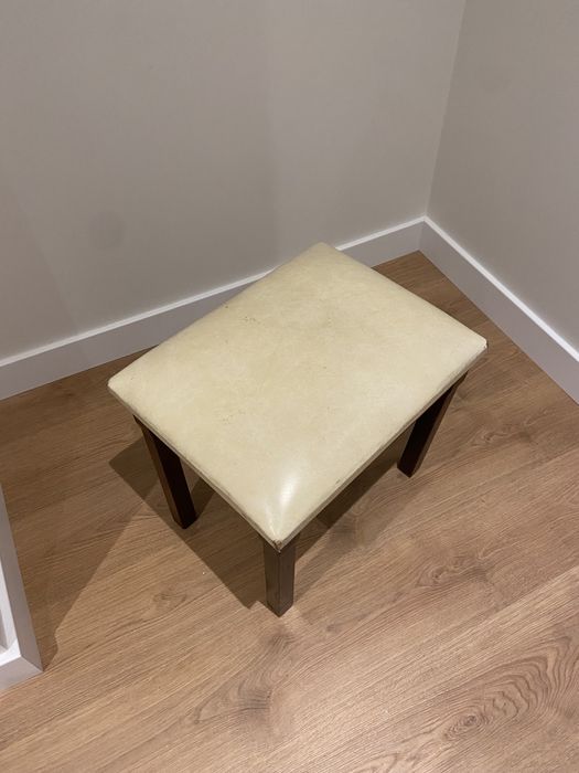 Banco usado negociável