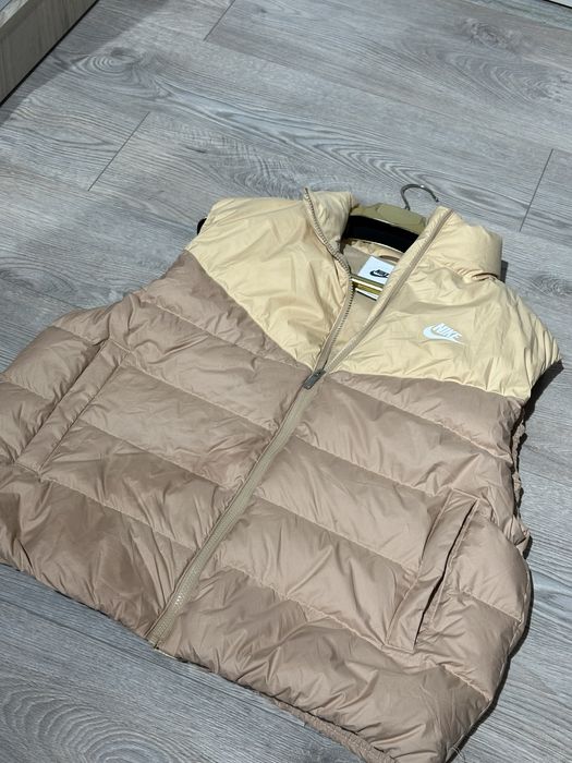 Nike Therma Fit пухова жилетка L з новоі колекції