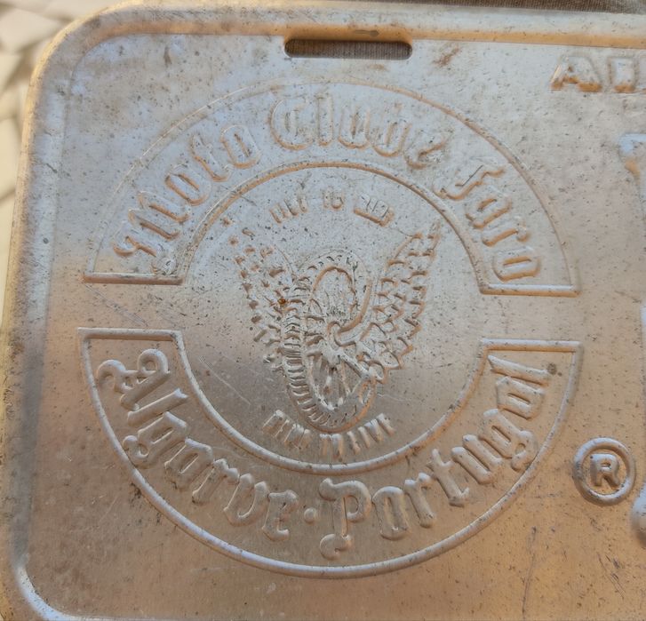 Chapa comomorativa moto clube de Faro