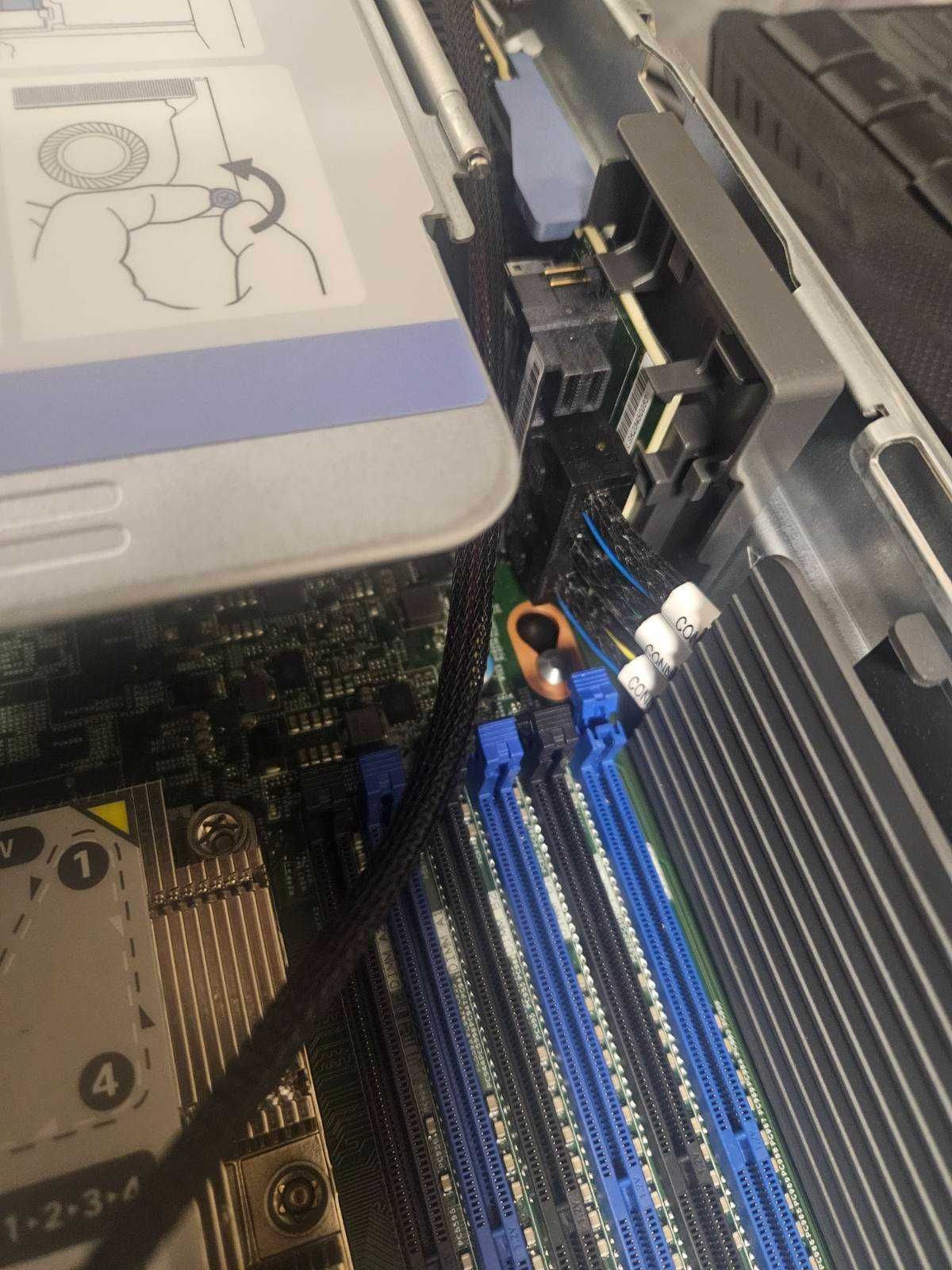 Сервер Cisco C240 M5 12LFF + 2SFF, 2 Xeon 5120 = 28ядер 56 потоків